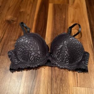 Sexy black lace bra. Push up underwire. 36D. NWOT